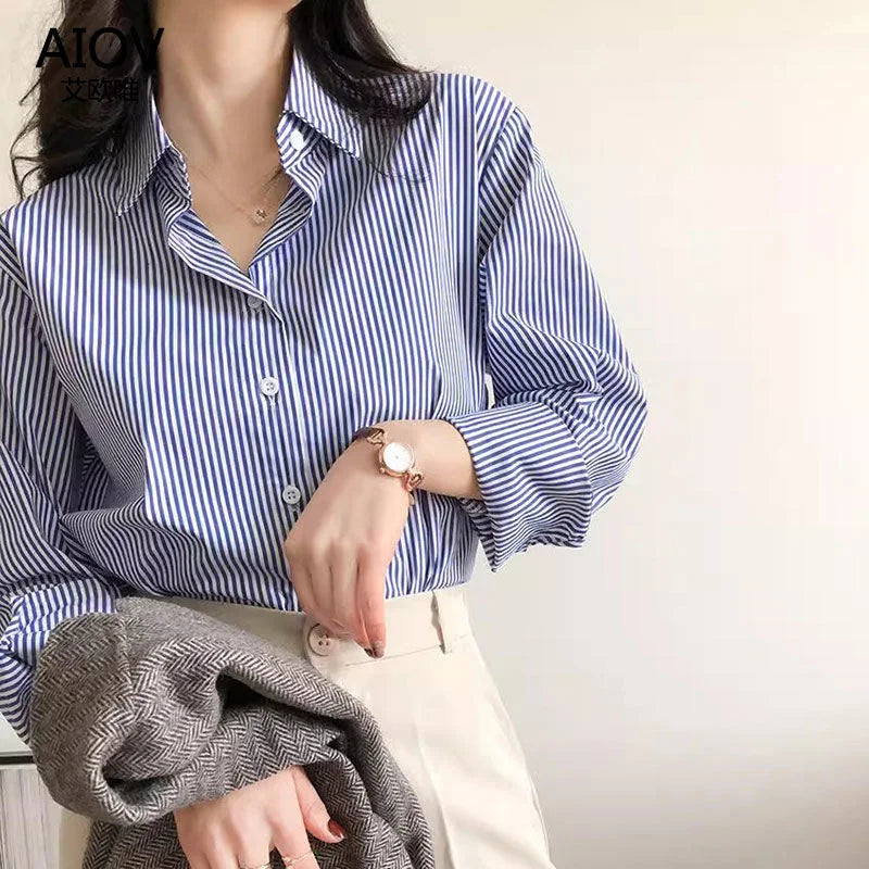 Classic Striped Women's Shirt - Out-Of Box